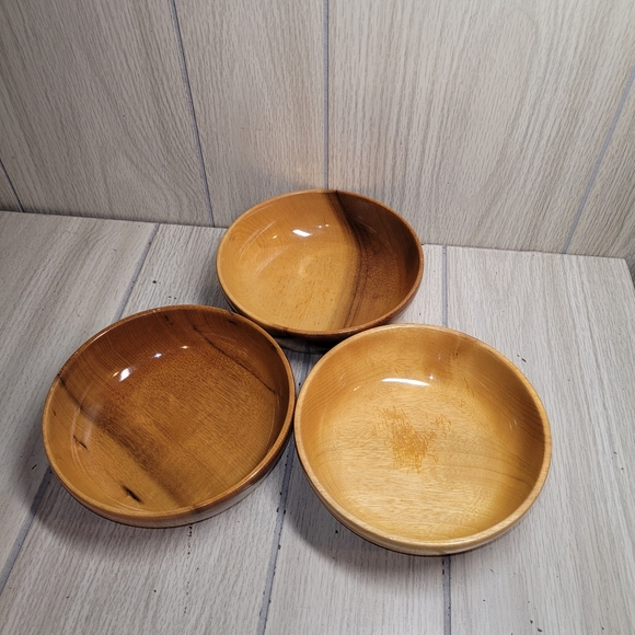 Vtg Myrtle Wood Set of Three Wooden Bowls - Picture 1 of 12